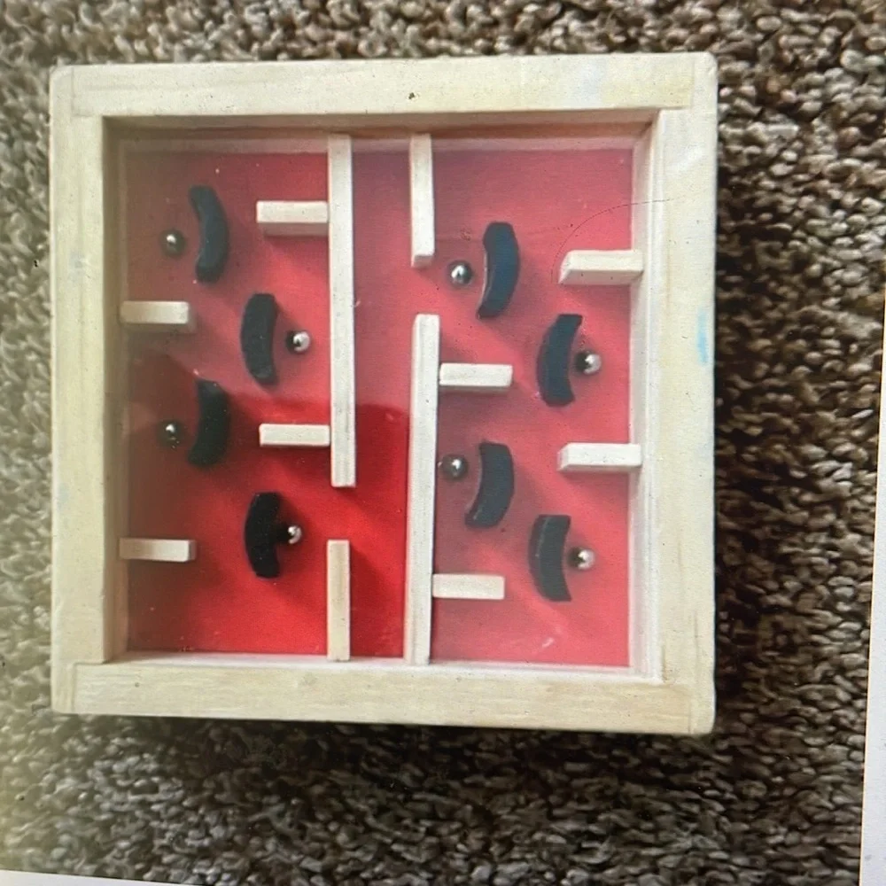 Wooden A Maze Motion Confusion game